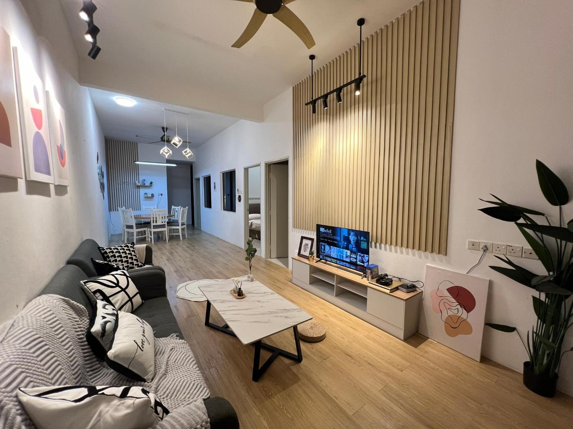 Demuji 4Br 10Pax 3Min To Ecm Kcm, Ps4 Βίλα Κουαντάν Εξωτερικό φωτογραφία